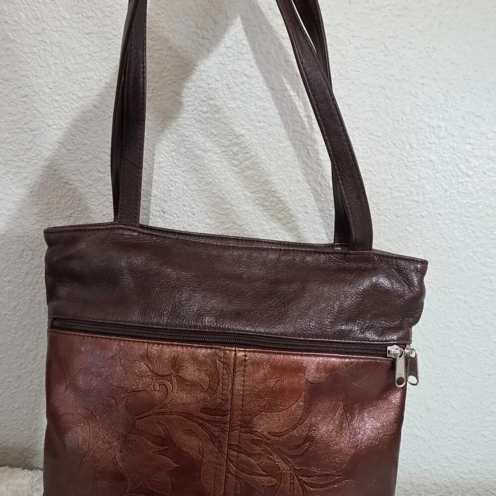 Chic Embossed Leather Shoulder Bag in Rich Brown